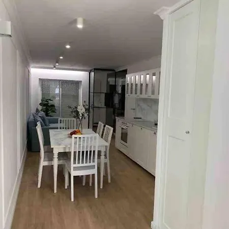 Flaming 4f Апартаменты